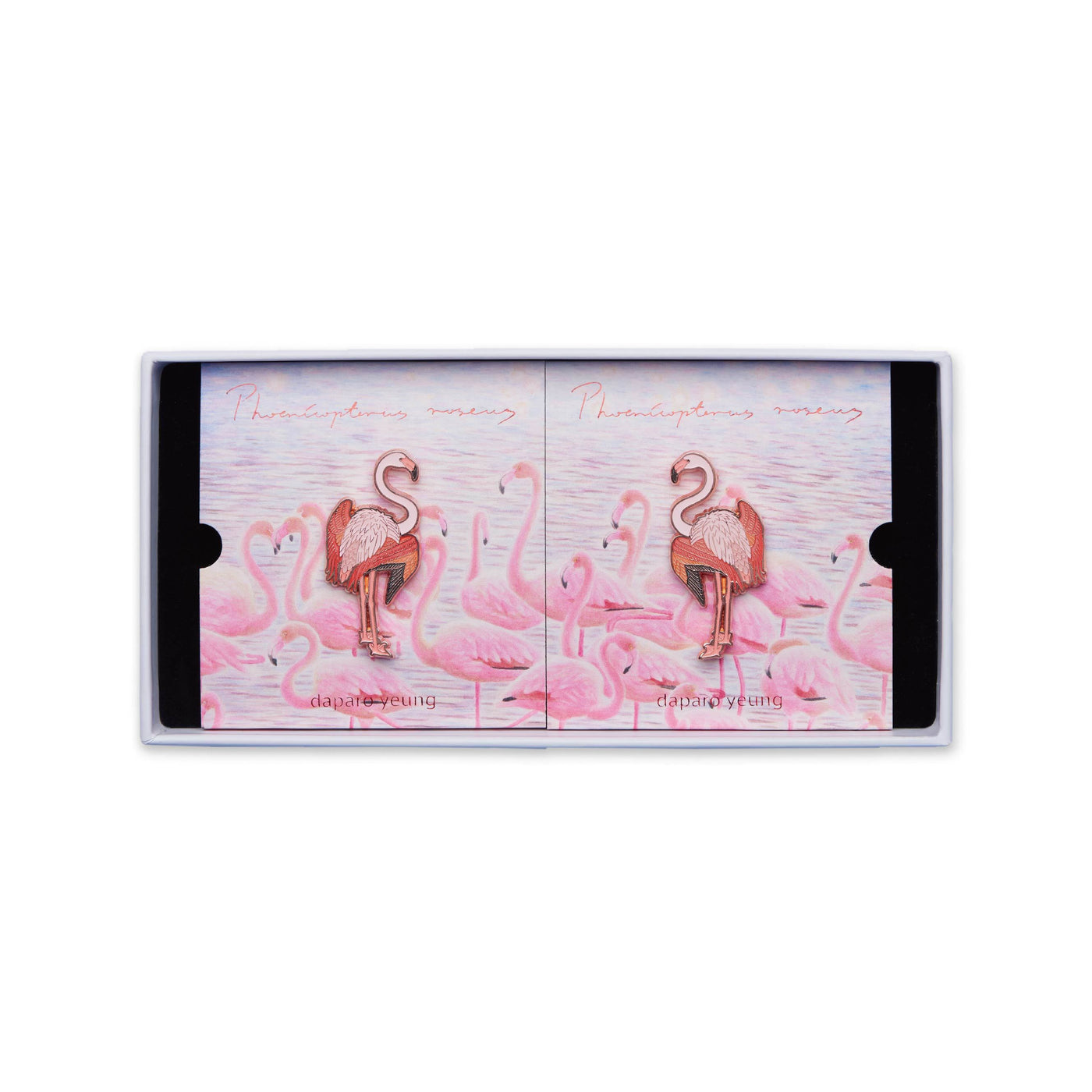 Flamingo Creative Original Brooch Luminous Badge